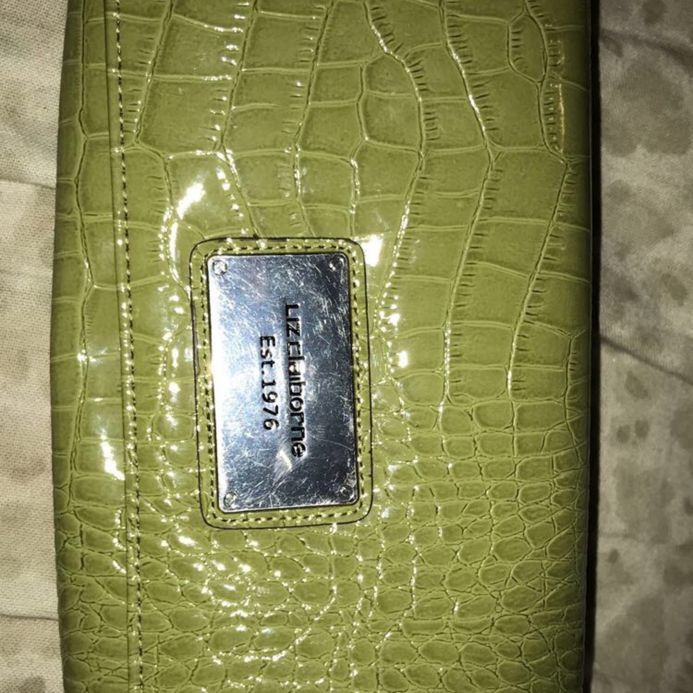 Green organization wallet